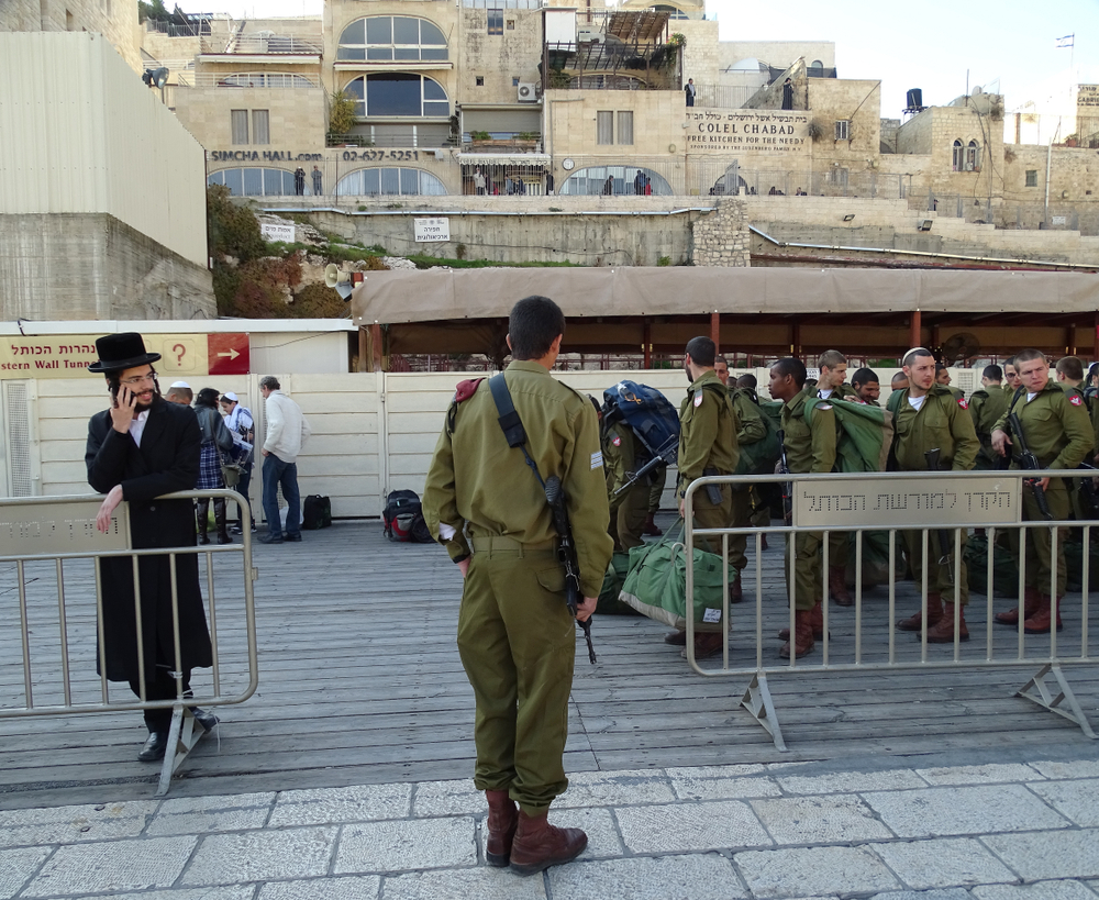 ISRAELE – Sentenza shock: anche i “timorati” sotto le armi