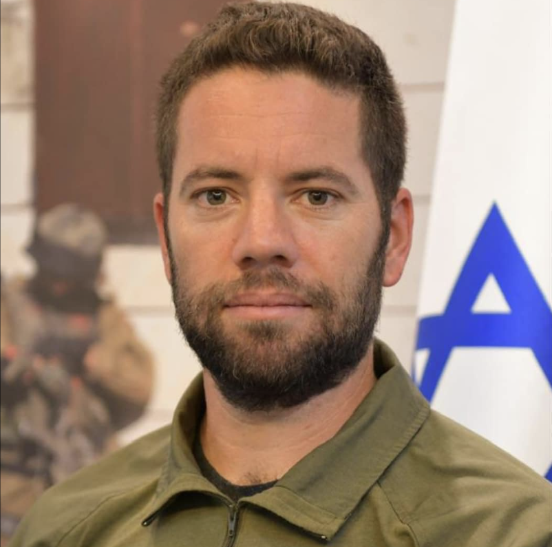 ISRAELE – Il paese piange Arnon Zmora, eroe degli ostaggi