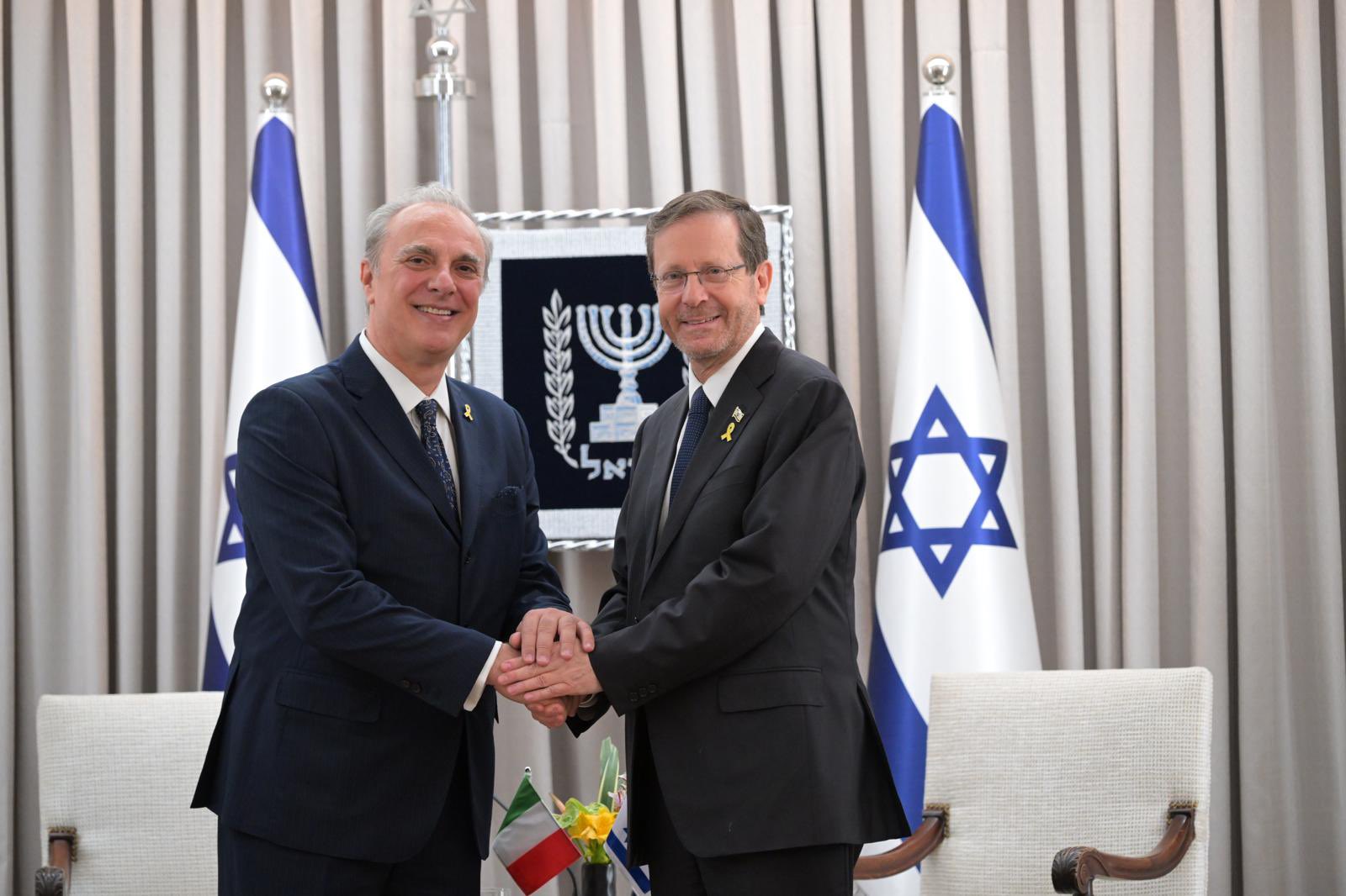 ITALIA-ISRAELE – Ferrari presenta credenziali a Herzog