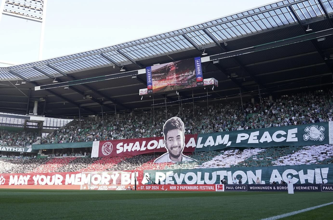 CALCIO – Il Werder Brema omaggia Hersh Goldberg-Polin: la tua memoria, una rivoluzione