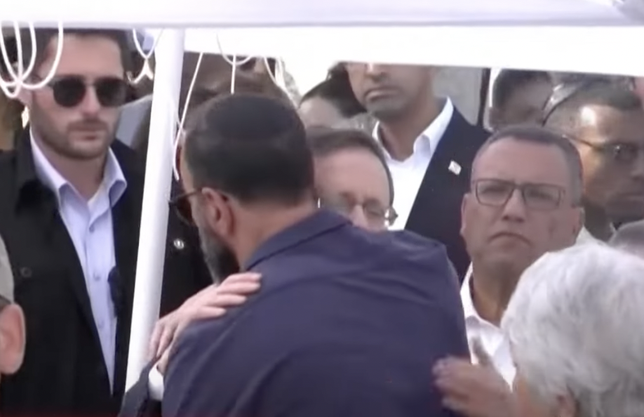 7 OTTOBRE – Le scuse di Herzog agli ostaggi: Non vi abbiamo protetti