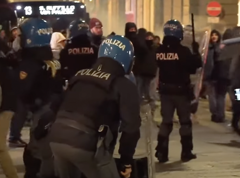 BOLOGNA/1 – Angry rally against local Jewish community </br>De Paz to city mayor: Take down that flag