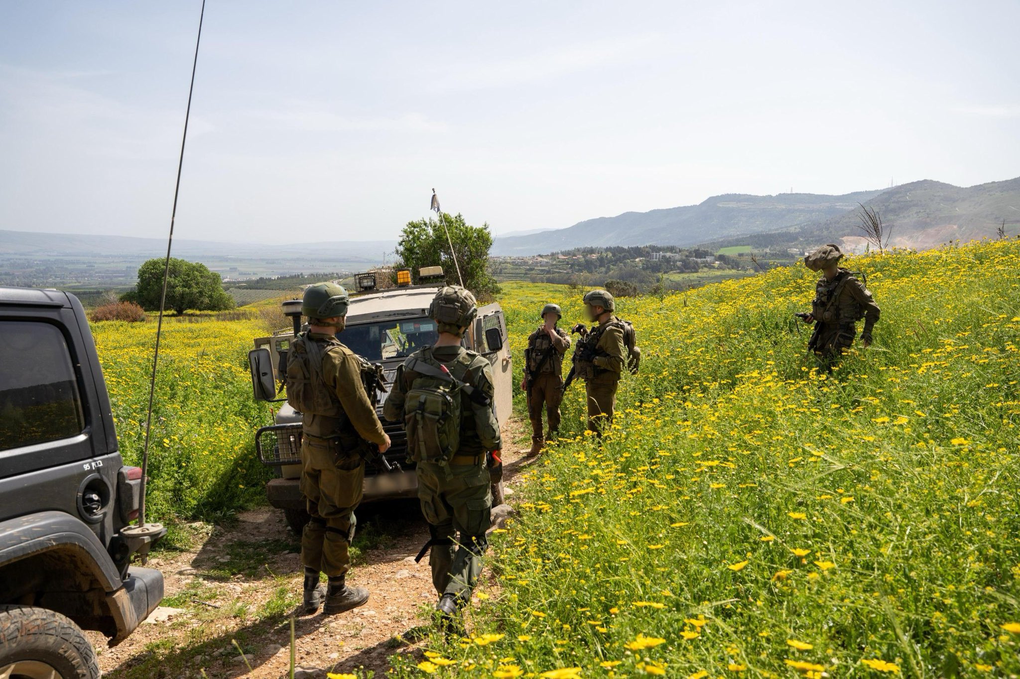 ISRAELE – Missili dal Libano, le Idf reagiscono contro Hezbollah