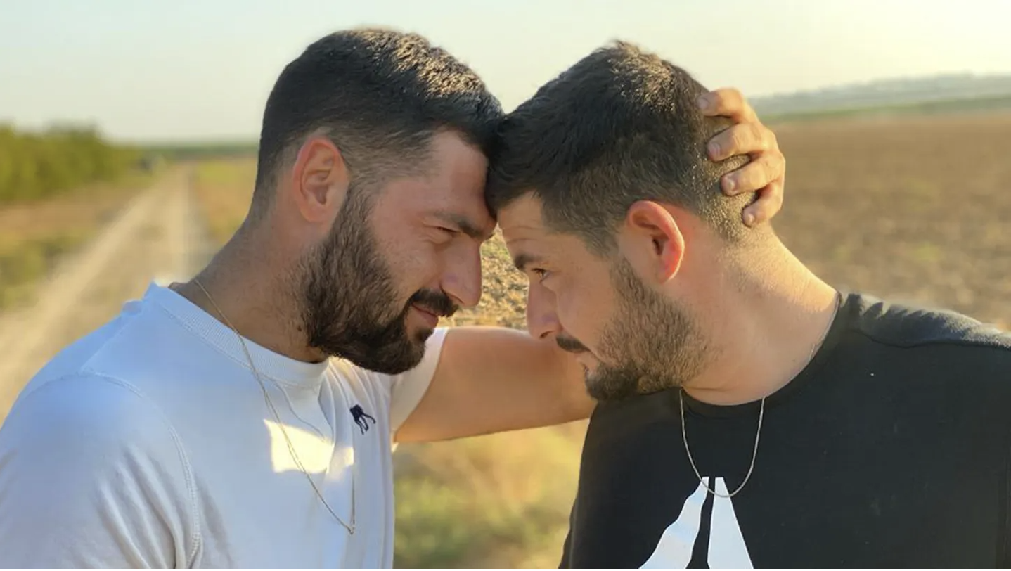 OSTAGGI – I gemelli Gali e Ziv Berman