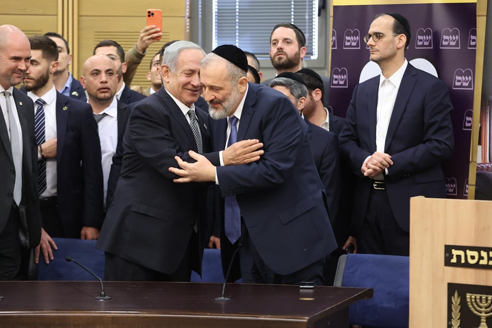 ISRAELE – Evitata la crisi di governo, ma cresce la tensione con l’Iran