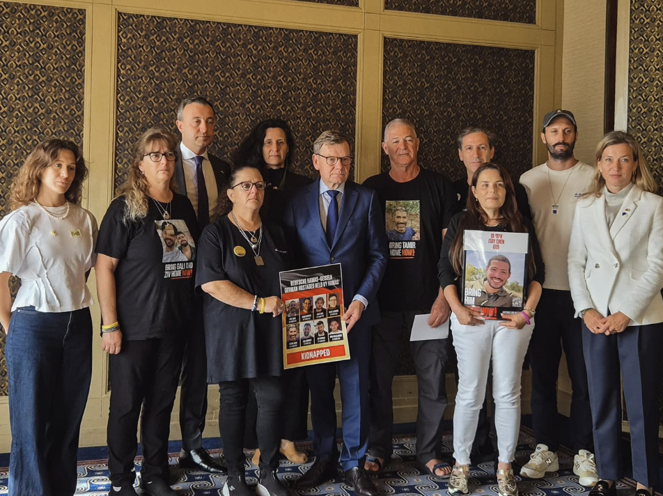 7 OTTOBRE – Cittadinanza agli ostaggi, Germania in pressing su Hamas