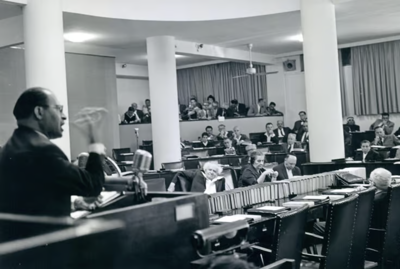 ISRAELE – Ben Gurion, Begin e l’attentato del ’57: la prima Knesset rivive in un museo