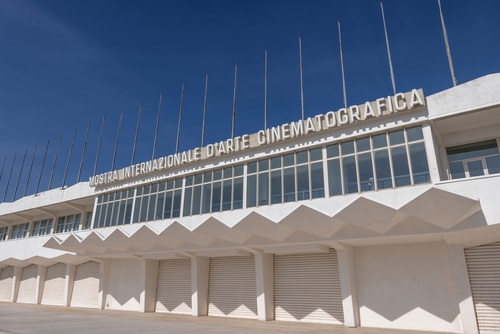 VENEZIA – Festa del Cinema, due petizioni a confronto