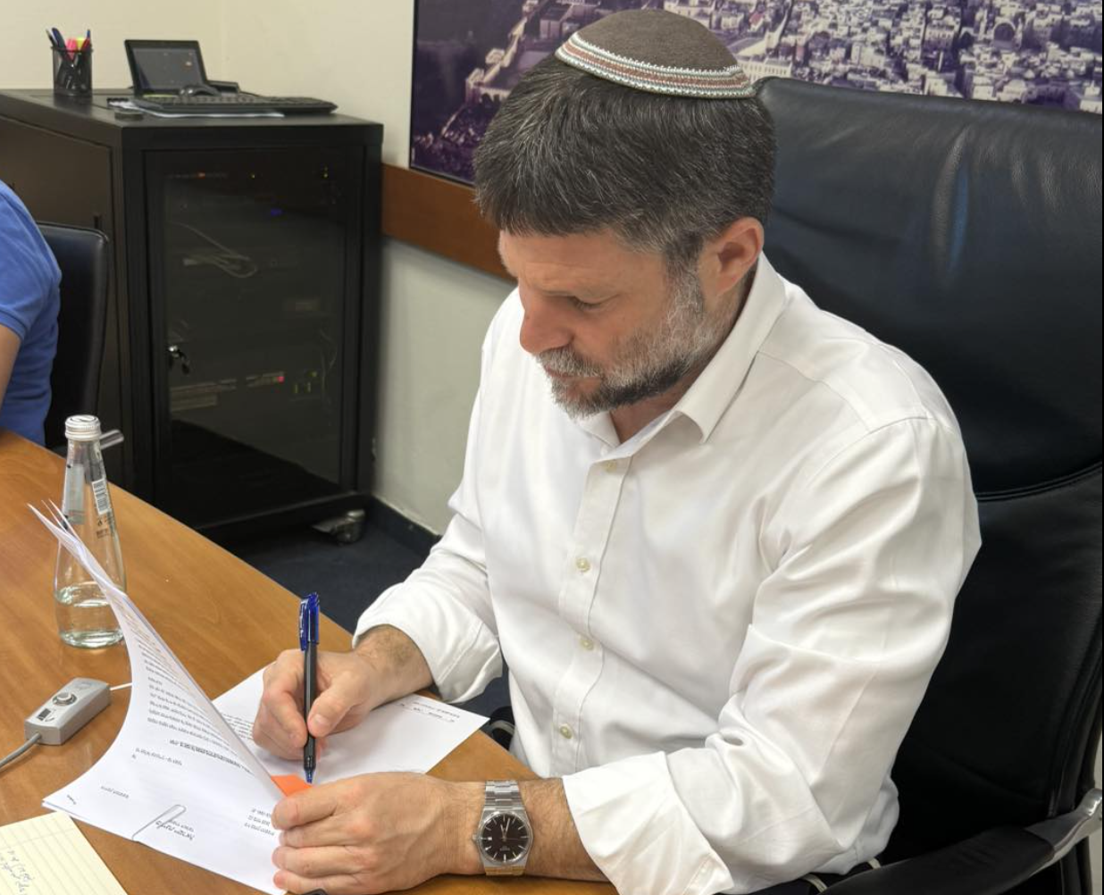 ISRAELE – Tempesta su Smotrich che vuole “affossare” stato palestinese