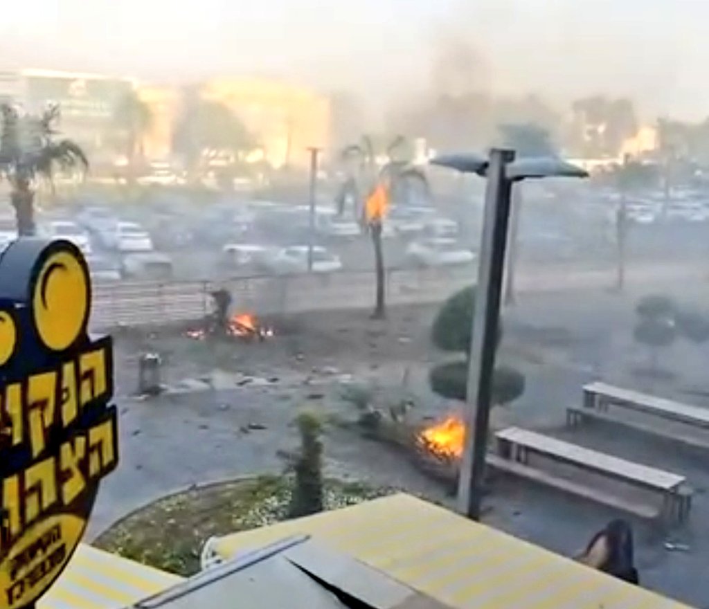 ISRAELE – Eilat tra attacchi Houthi e alberghi pieni per Sukkot