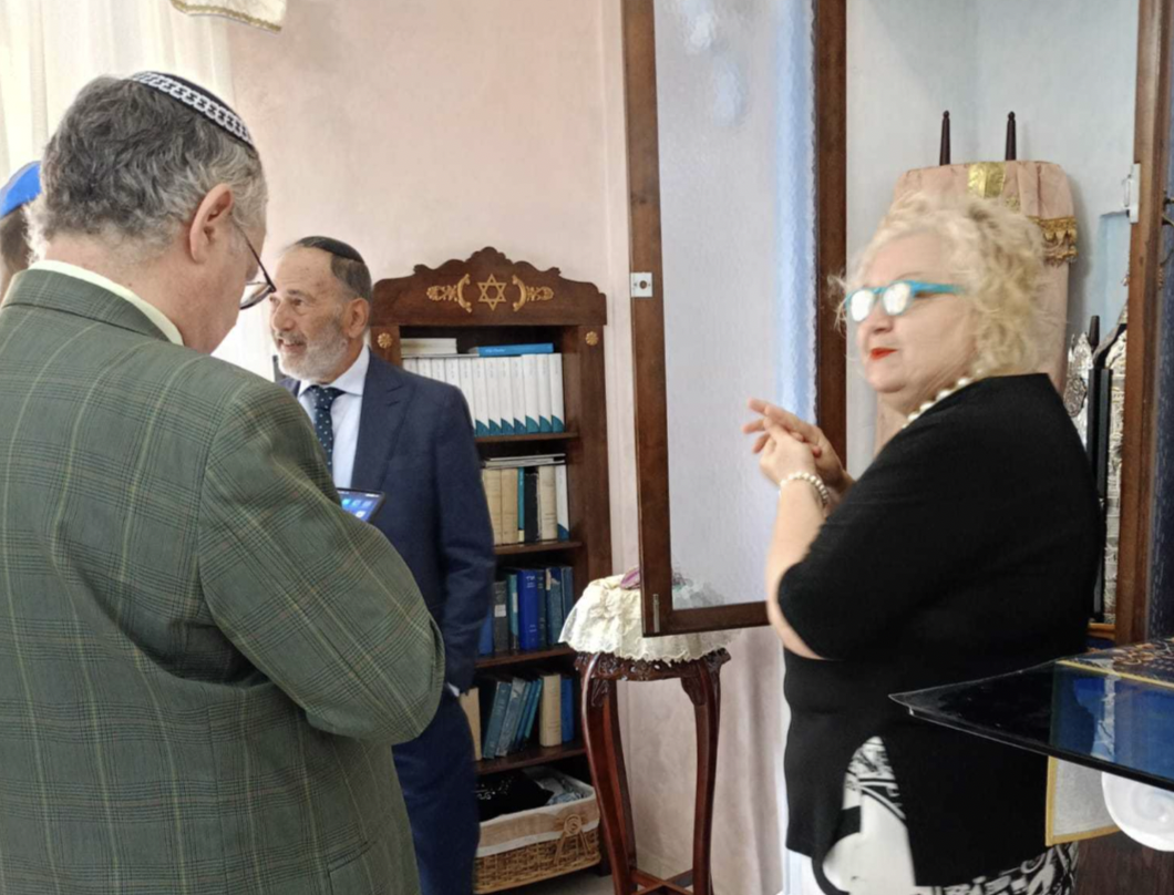 SAN NICANDRO GARGANICO – Inaugurata in sinagoga la biblioteca Alfredo Ravenna