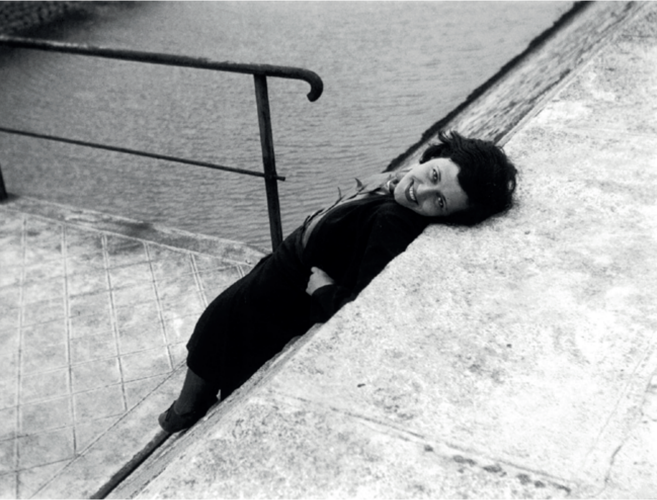 FOTOGRAFIA – L’inquietudine di Bellon in mostra al mahJ