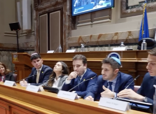 IL CONVEGNO UCEI / 3 – Le testimonianze dei giovani: Due anni di assedio psicologico