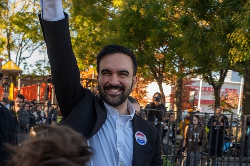 NEW YORK – Simone Somekh racconta le inquietudini degli ebrei dopo l’elezione di Mamdani