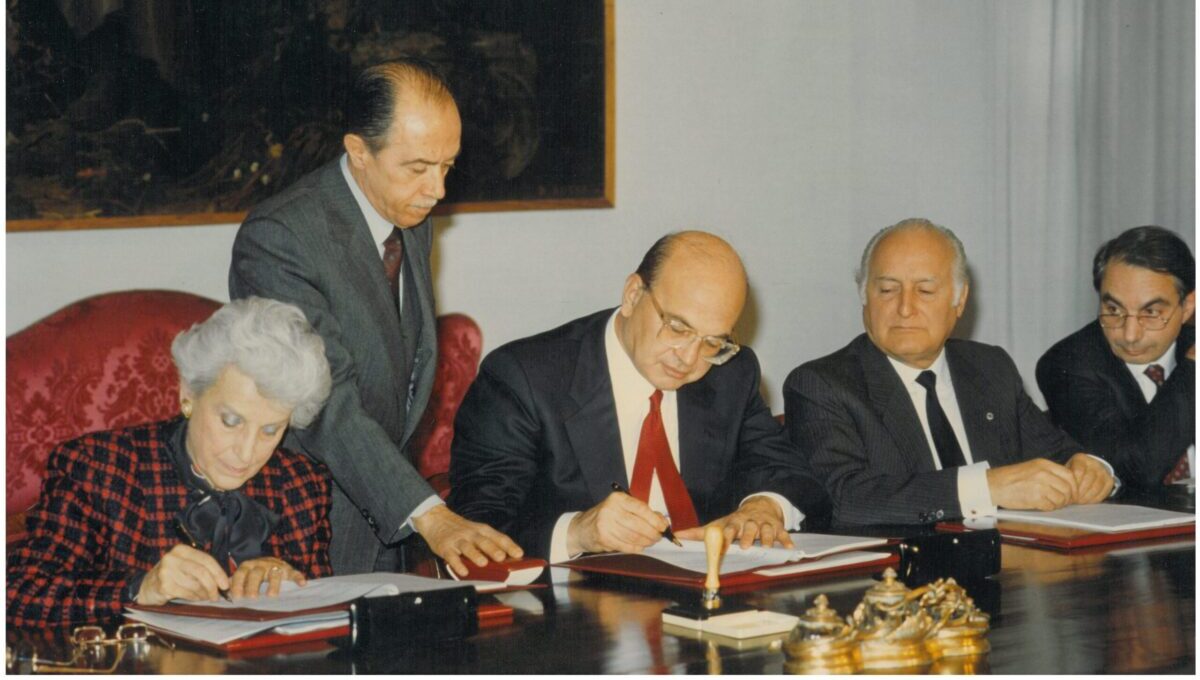 LIBRI – Un saggio di Giulio Disegni sull’evoluzione storico-giuridica dell’ebraismo italiano, dall’unilateralità alla bilateralità