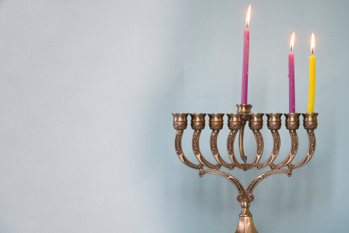 CHANUKKAH – 26 Kislev 5786 / 16 Dicembre 2025 – II lume