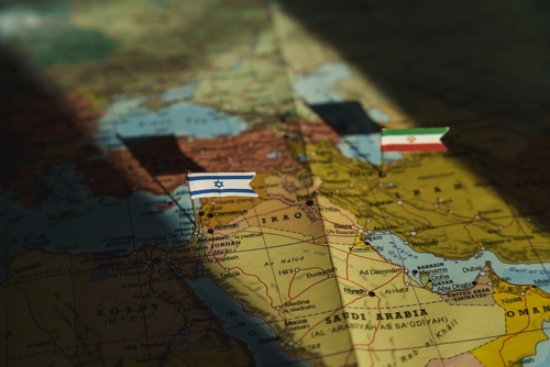 IRAN – Israele congela l’opzione militare