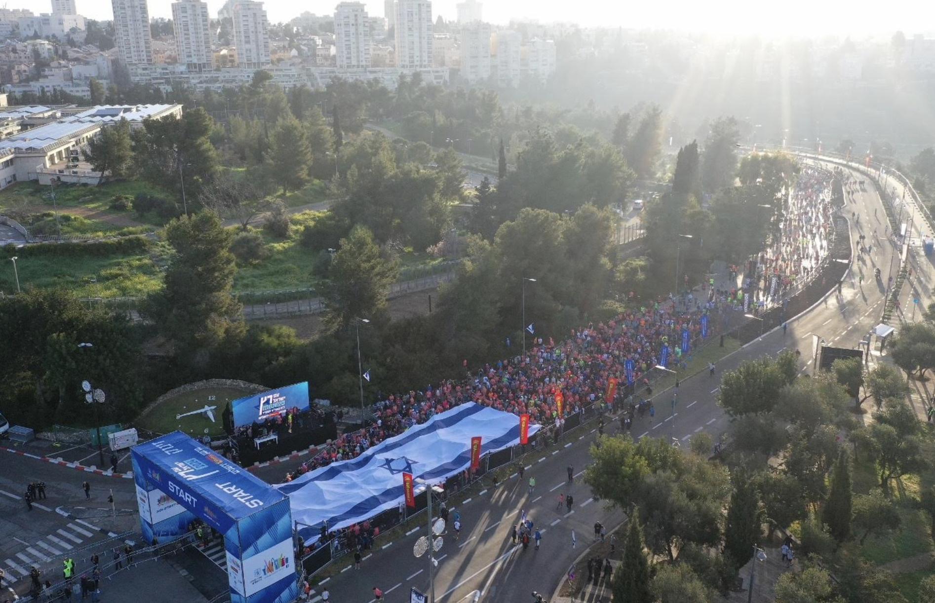 GERUSALEMME – Maratona slitta al 17 aprile: «Sicurezza la priorità»