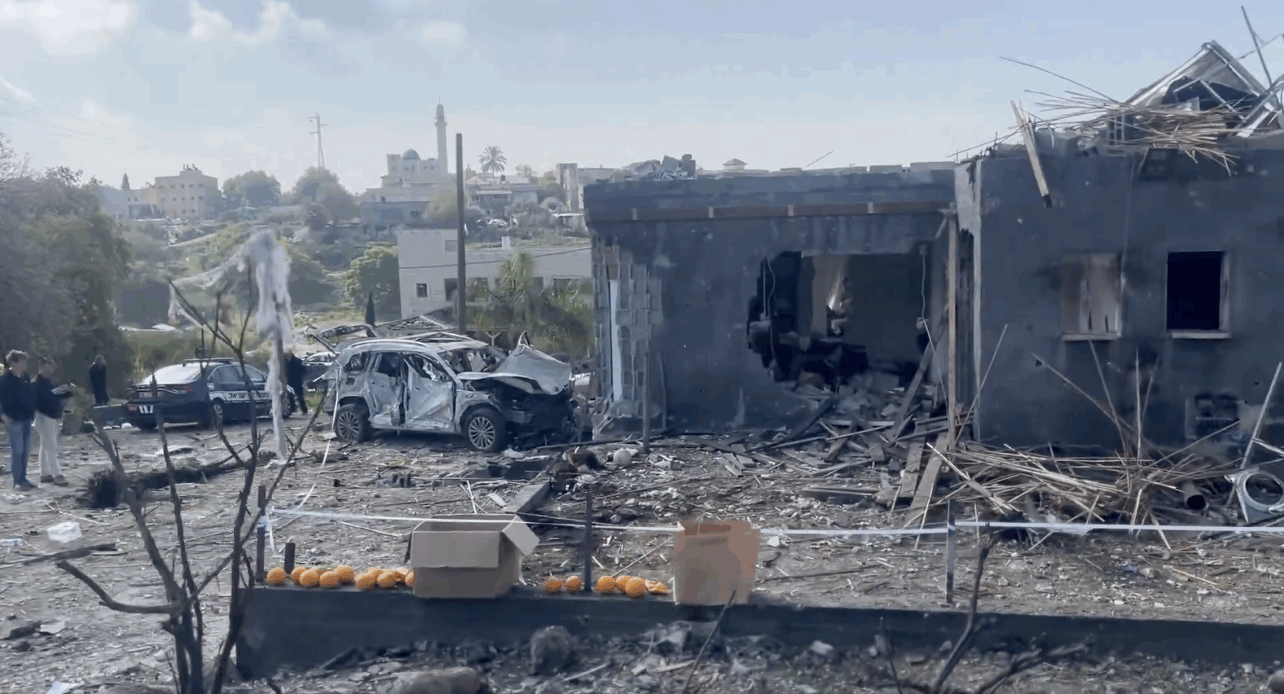 ISRAELE – Missile iraniano colpisce villaggio beduino, Netanyahu: «Crollo del regime dipende da iraniani»