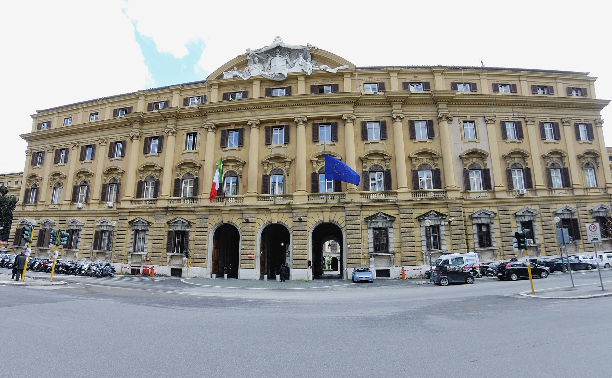 Terracini Law Commission Meets: Green Light for Benefit Applications
